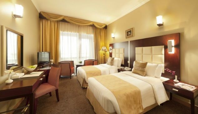 Ewa Hotel Dubai Esterno foto